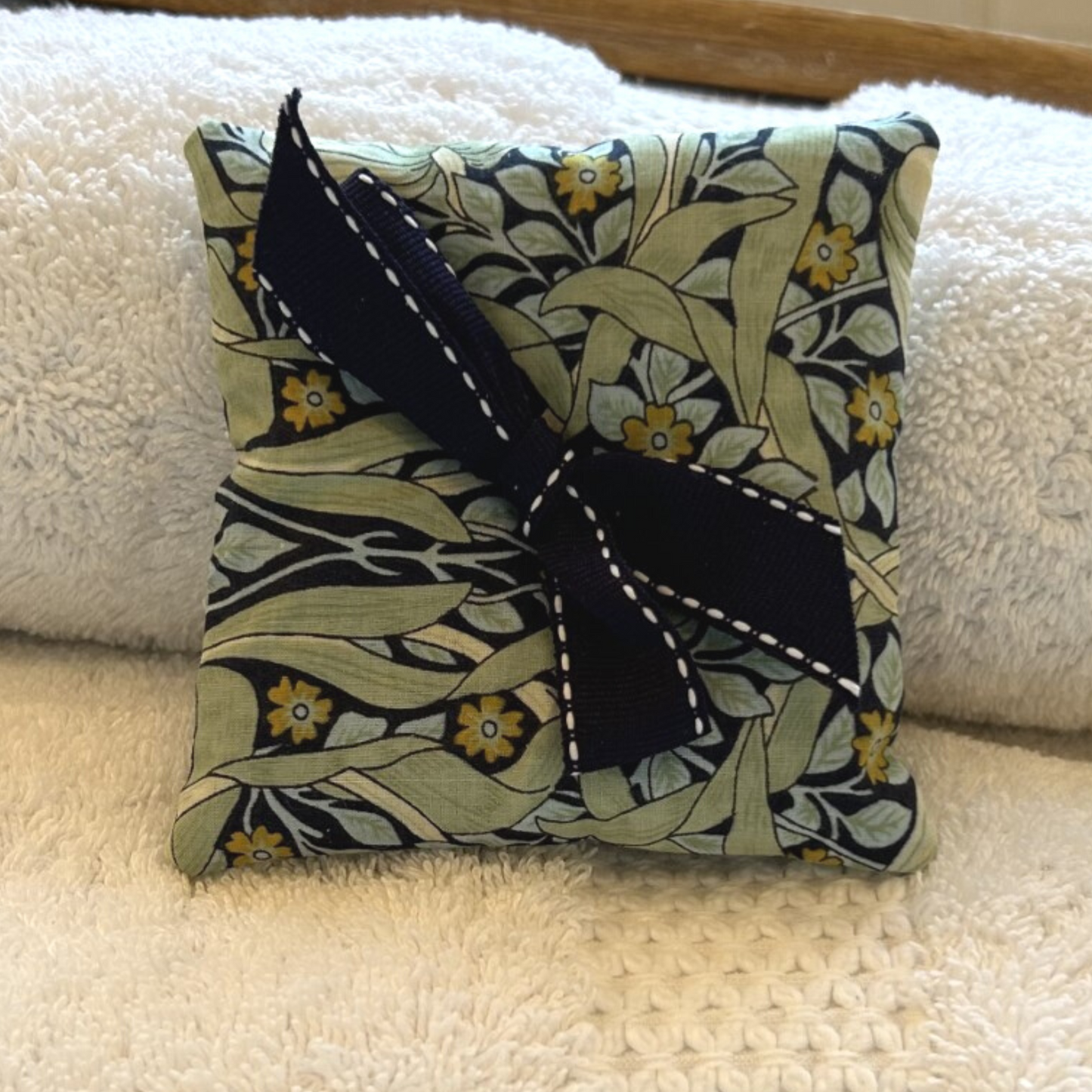 Liberty 100% Cotton Print Organic Lavender Sachet with Ribbon - Your Choice of Print
