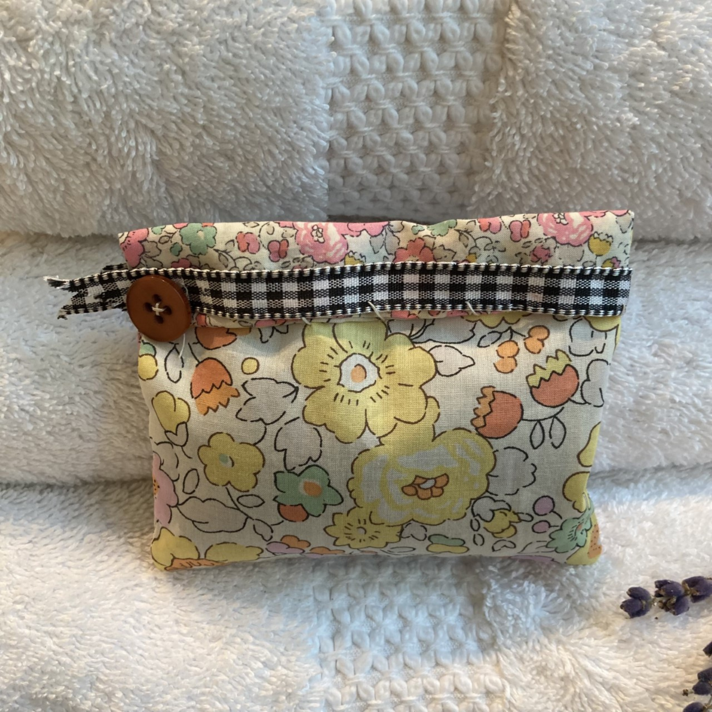 Liberty of London 100% Cotton Print Organic Lavender Sachet with Ribbon