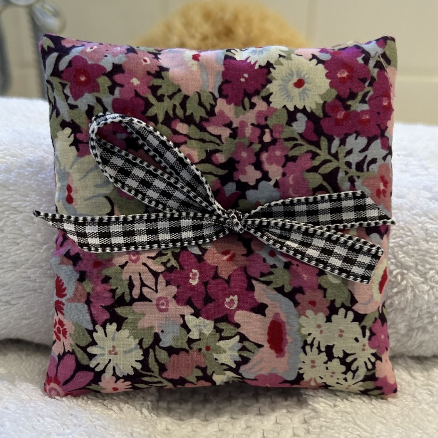 Liberty of London 100% Cotton Print Organic Lavender Sachet with Ribbon