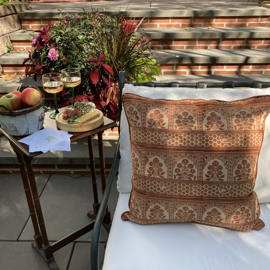 Les Indiennes Mughal Red 18 x 18 Pillow includes Down/Feather Insert