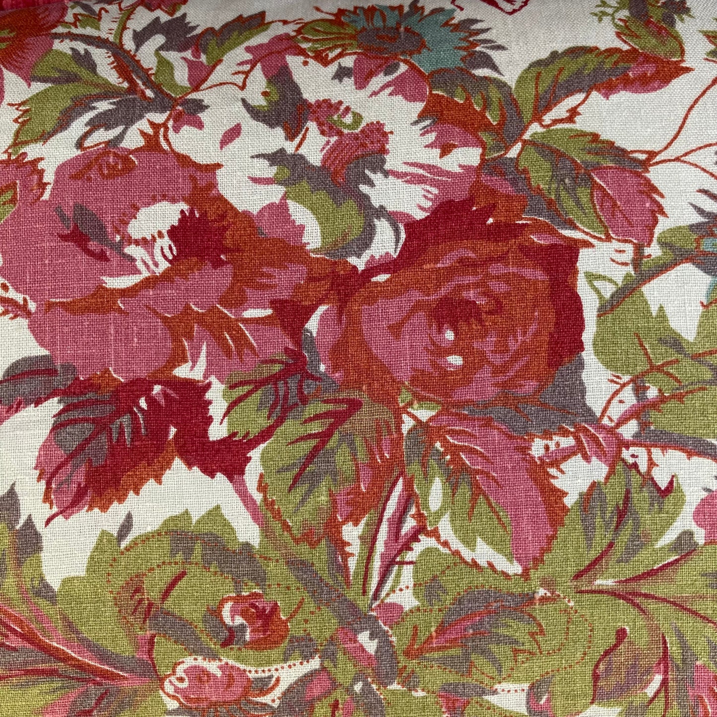 Roses and Mint 16 x 24 Rectangle Lumbar Designer Pillow Detail